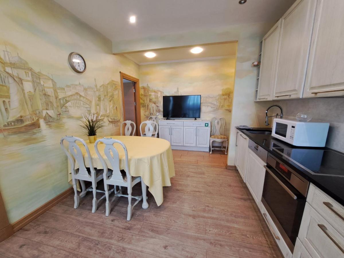 Andy Service Appartments Riga Ngoại thất bức ảnh